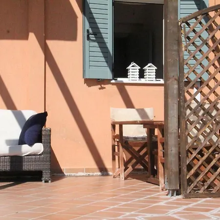 Alekos Houses-sundance *